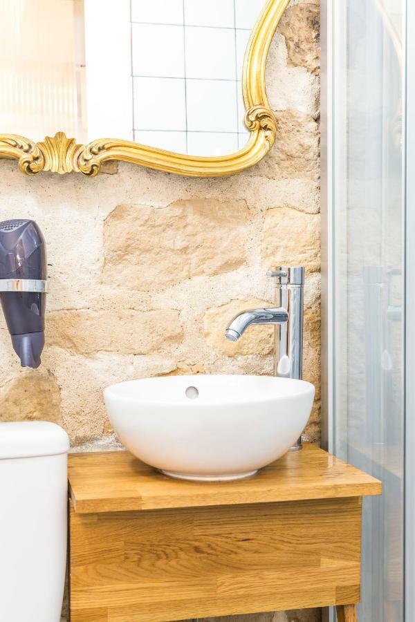 Attractive 25 M2 In A Central District Paris Extérieur photo